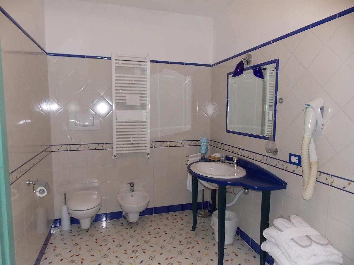 Hotel Le Terrazze (Adults Only) Conca dei Marini Exterior photo