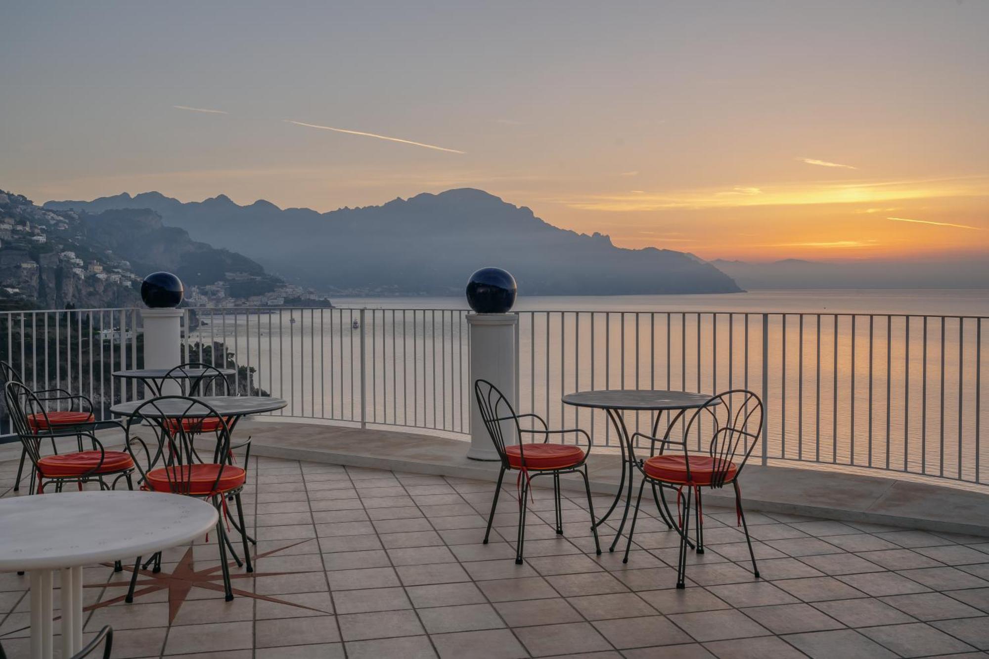 Hotel Le Terrazze (Adults Only) Conca dei Marini Exterior photo